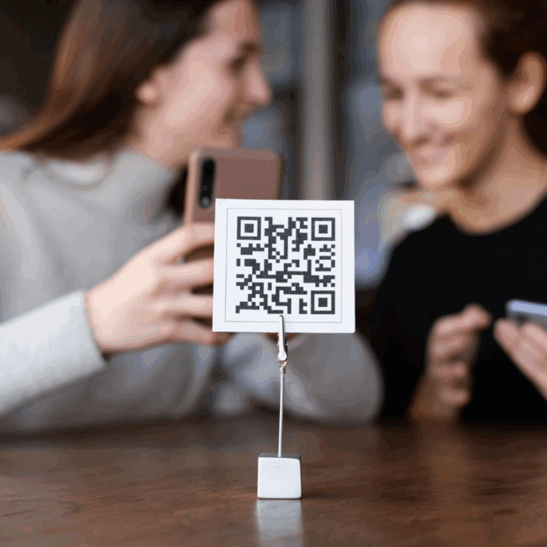 Zgłoszenia QR w sprzątaniu biur Mokotów Warszawa z pracownikami